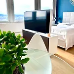 Free Car Parking Appartement- 25Min To Downtown