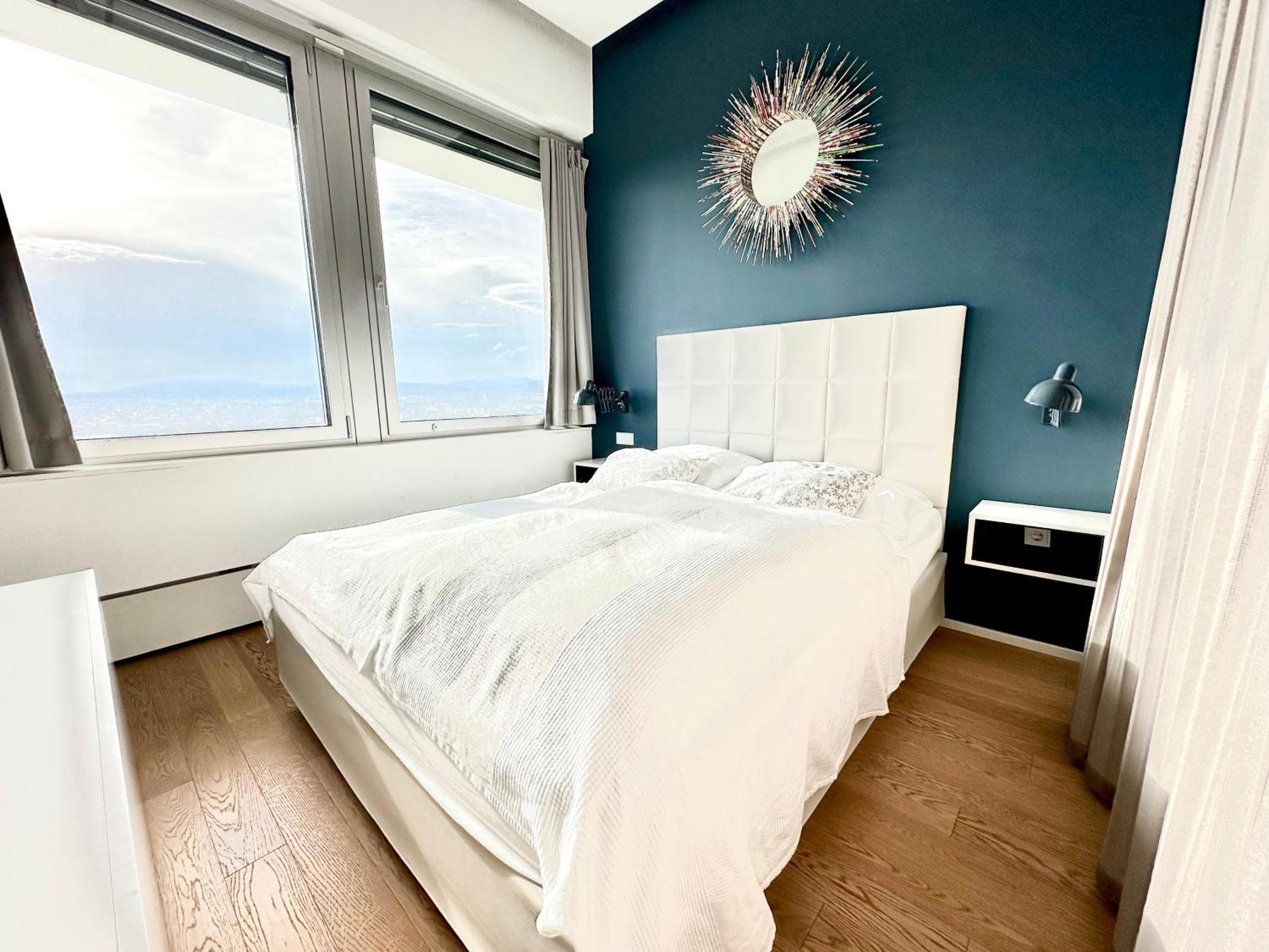 Free Car Parking Appartement- 25min To Downtown Apartment *